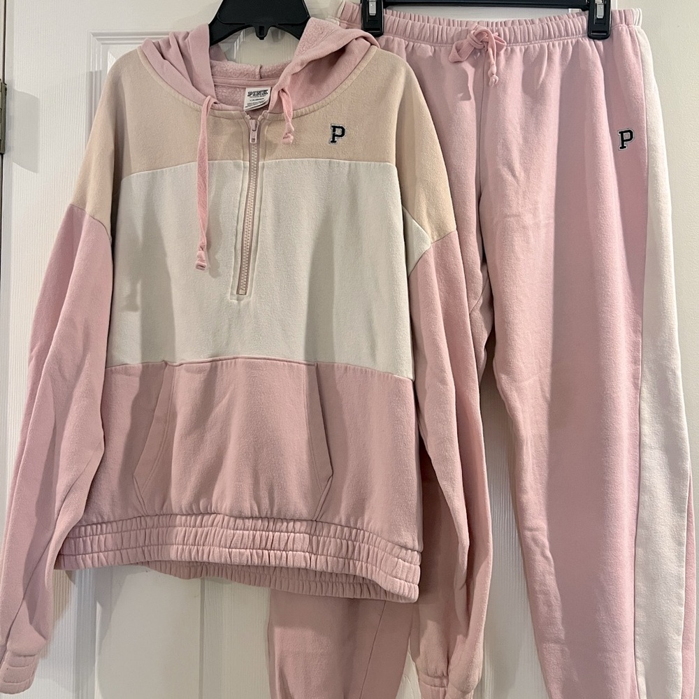 PINK VS campus sweatsuit
